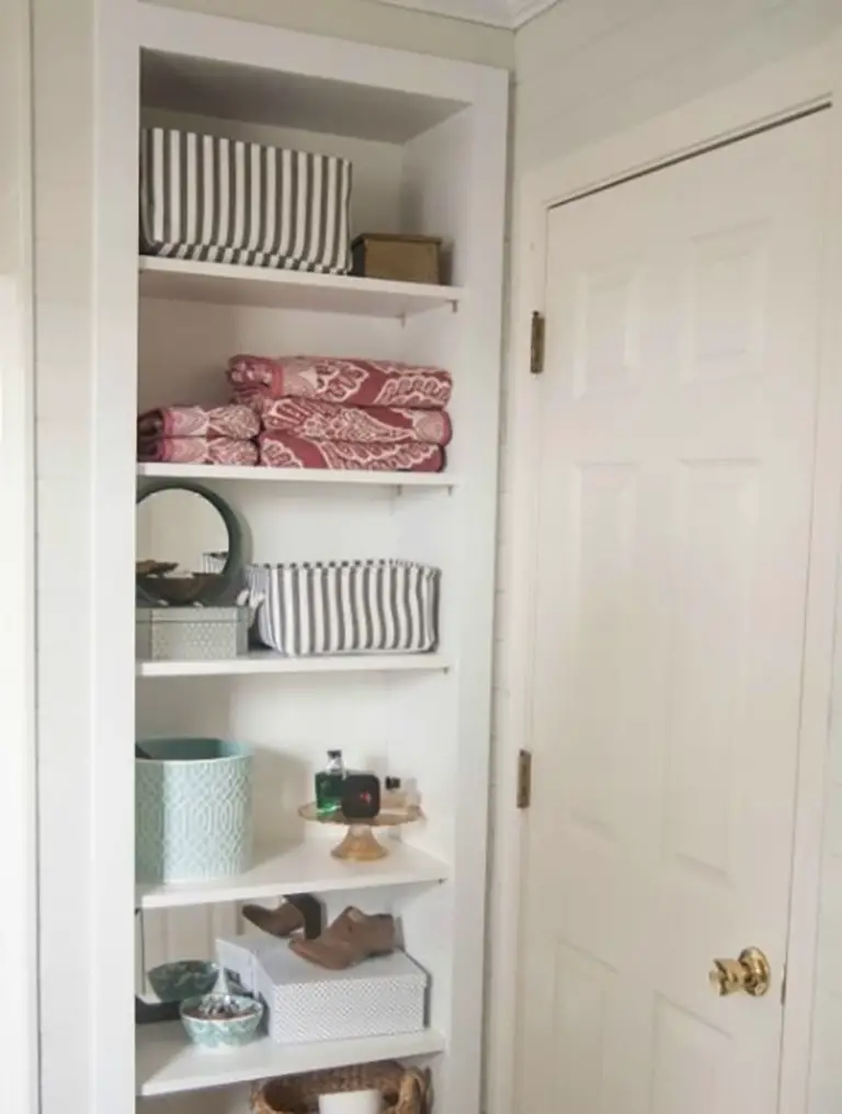 Built-in Walls Cabinet