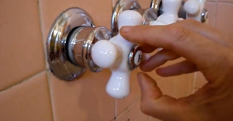 How to Take Apart a Grohe Bathroom Faucet